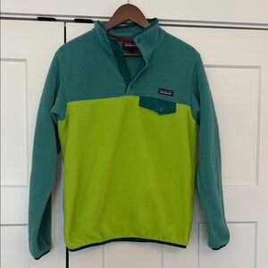 Patagonia Teal and Lime Green Fleece Pullover
